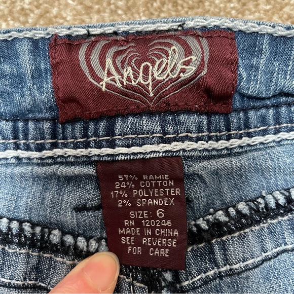 Angels Jeans 6 Medium Wash Shorts Capris Pocket Design Y2K - Picture 4 of 10